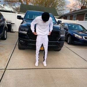 Meet your Posher, Tray